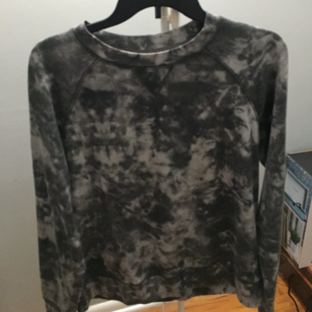 Black/Grey Tie-dye Crew Neck